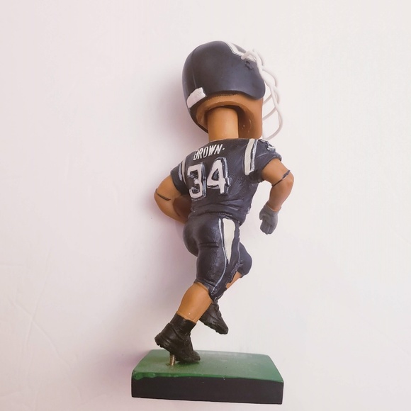 UCONN Huskies Football Bobblehead Donald Brown - Picture 7 of 8